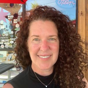 Meet your Posher, Julie